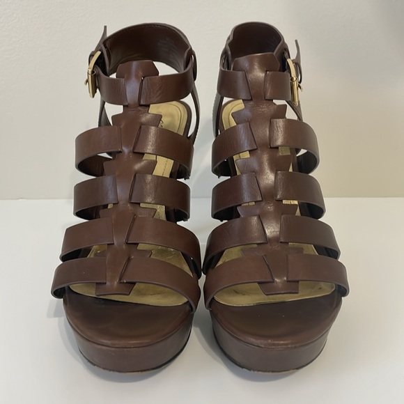 Marc Fisher Suki Size 8M brown leather gladiator platform strappy heels. EUC - Picture 2 of 12